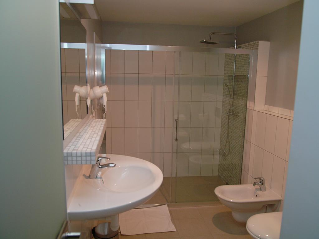 Apartments And Suites كرمنيتسا المظهر الخارجي الصورة